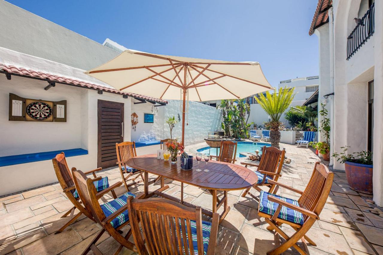 Big Blue Accommodation Bloubergstrand Exterior photo